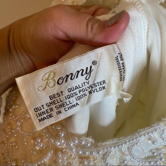 Vintage Triple Cathedral Wedding Dress - Picture 8 of 16